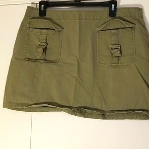Army green mini skirt with front pockets